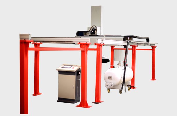 全自動脫模油設(shè)備